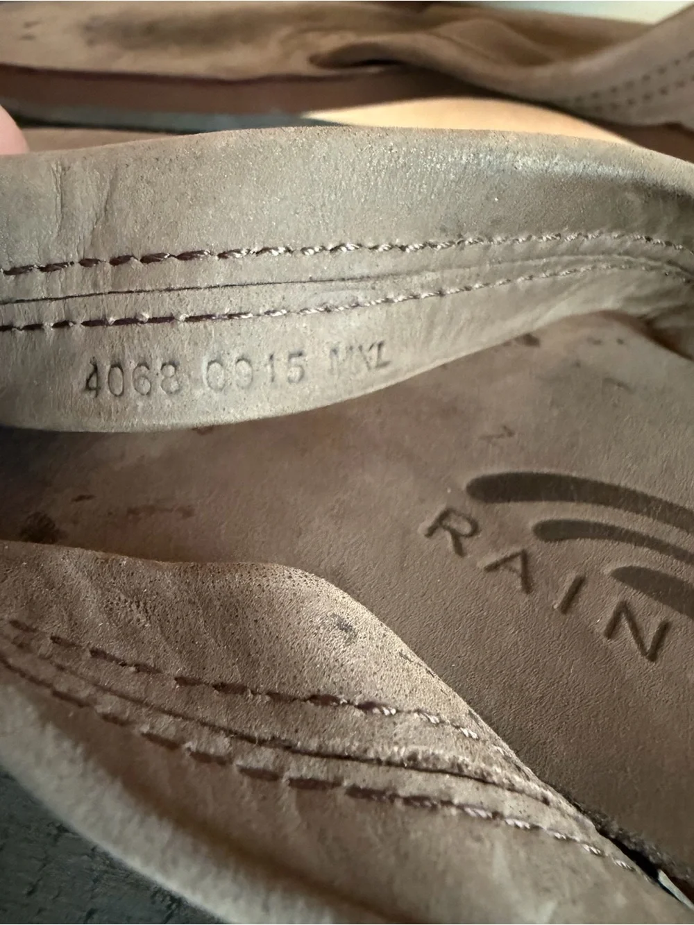 Rainbow Brown Men's Flip Flops with Padded Thong Straps XL 11-12